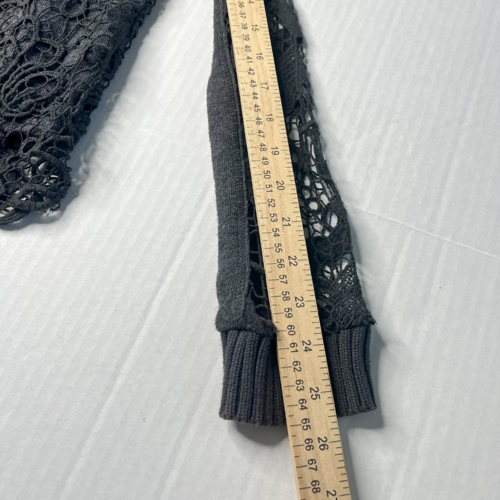 Free People Pretty Rad Lace Split Back Sweater Sz S Gray Crochet - Picture 16 of 16
